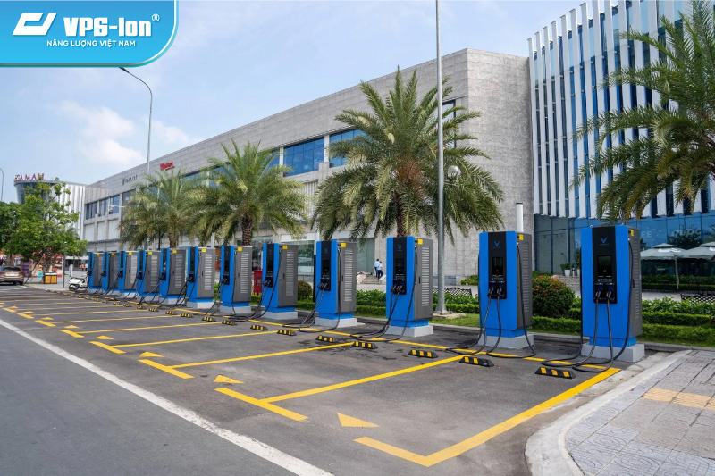 Đầu tư hạ tầng trạm sạc cho lộ trình chuyển đổi sang xe điện