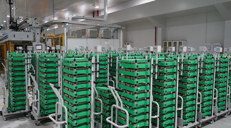 VinFast sản xuất cell pin tại nhà máy hiện đại ở Hải Phòng.